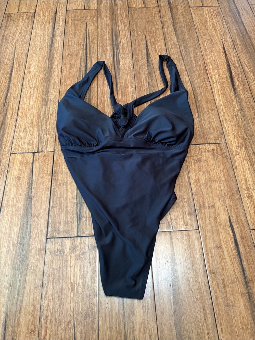 NWT Old Navy Women’s Size 3X One Piece Swimsuit Black